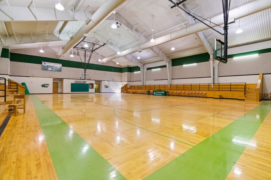 More Photos Of 214 N School St, Winfield Light Distribution For Sale