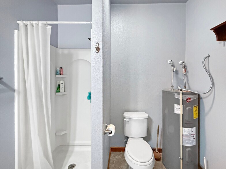 More Photos Of 39300 County Road 71, Crook Flex For Sale