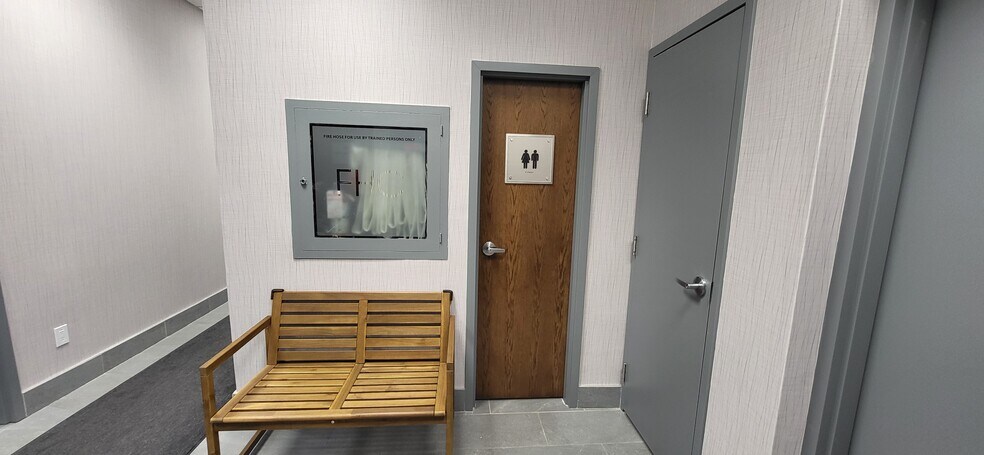 More Photos Of 845-851 St Clair Av W, Toronto Office For Lease