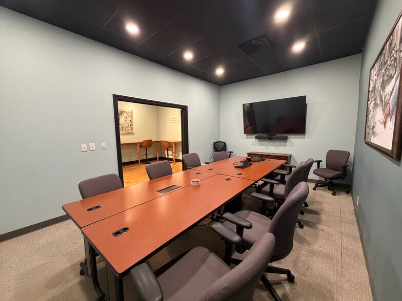 More Photos Of 1110 Appleton Dr, Nashville Light Distribution For Lease