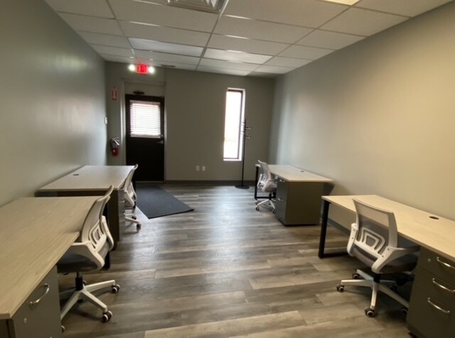 More Photos Of 36887 Schoolcraft Rd, Livonia Coworking Space