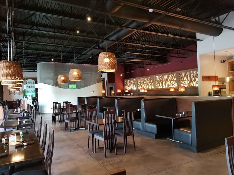 More Photos Of 1290 Bower Pky, Columbia Restaurant For Lease