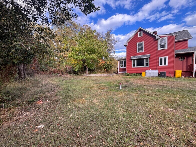 More Photos Of 1326 Furnace Rd, Linthicum Heights Industrial For Lease