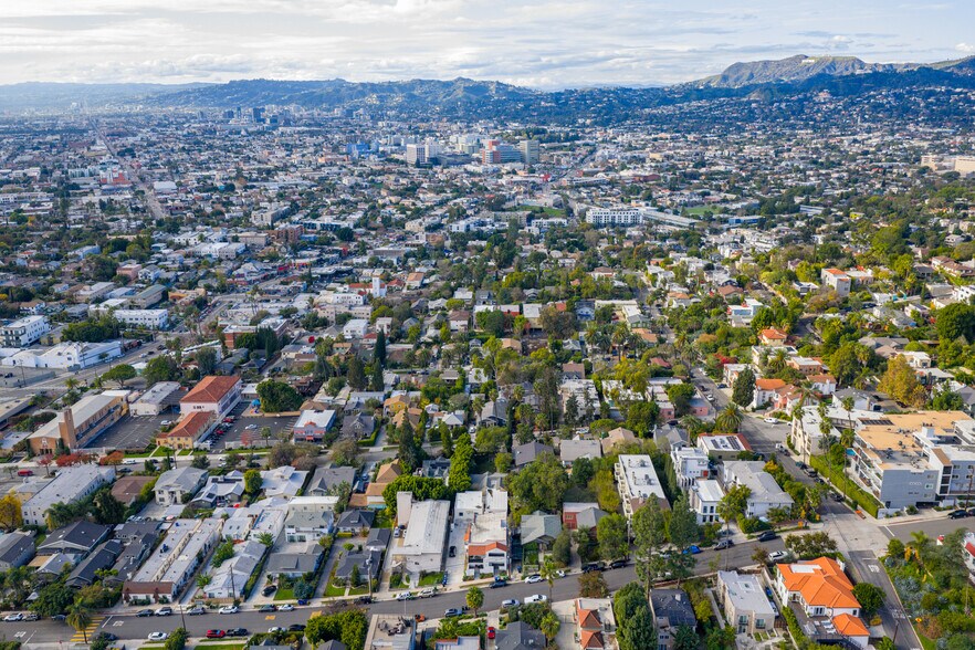 More Photos Of 1637-1639 1/2 Micheltorena St, Los Angeles Apartments For Sale
