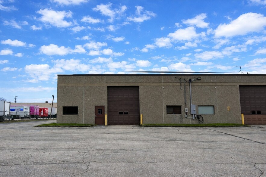 Primary Photo Of 1787 Highland Rd, Twinsburg Warehouse For Lease