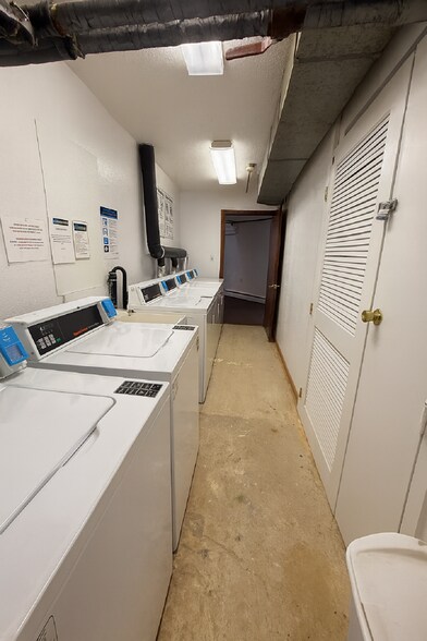 More Photos Of 105 Sunnyslope Rd, Morris Apartments For Sale