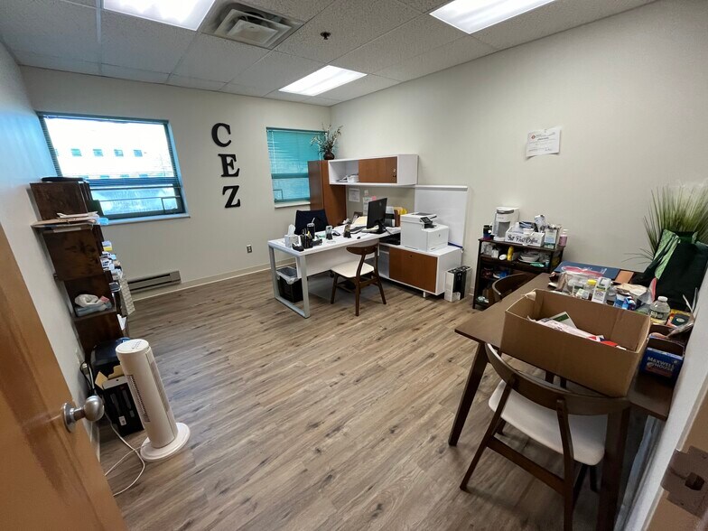 More Photos Of 1301 W Forest Grove Rd, Vineland Flex For Lease