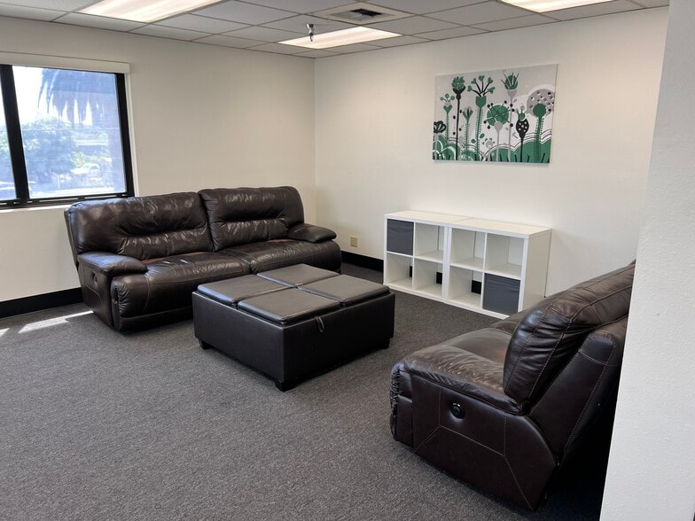 More Photos Of 6925 Atlantic Ave, Long Beach Warehouse For Lease
