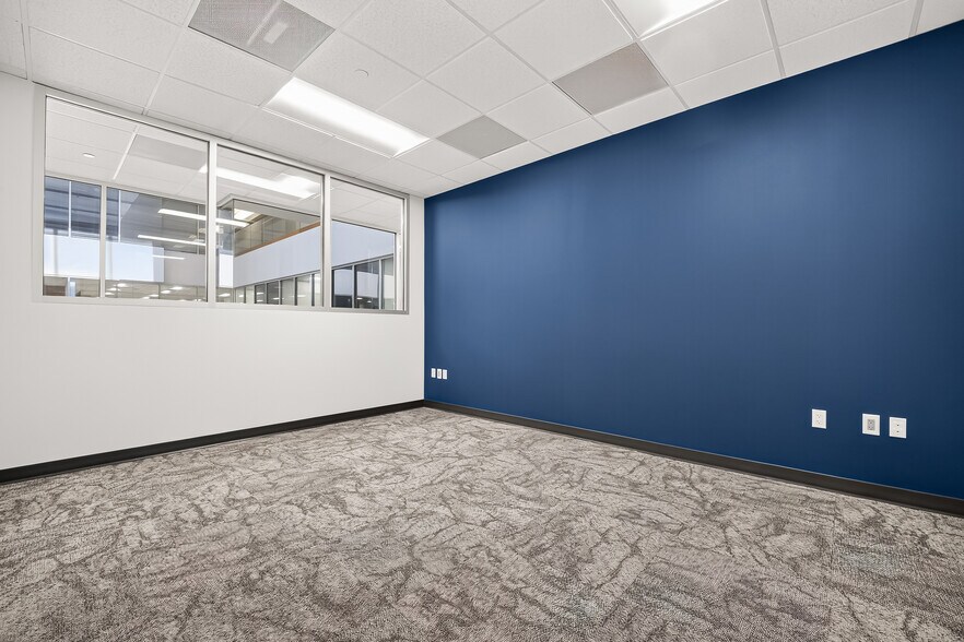 More Photos Of 9800 Richmond Ave, Houston Office For Lease