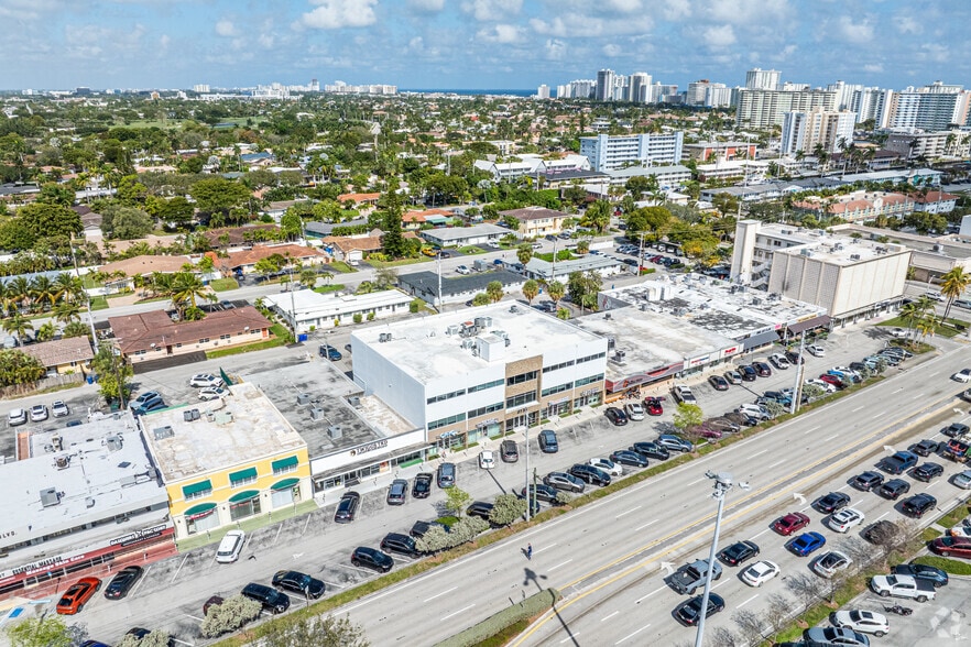 More Photos Of 2755 E Oakland Park Blvd, Fort Lauderdale Office For Lease