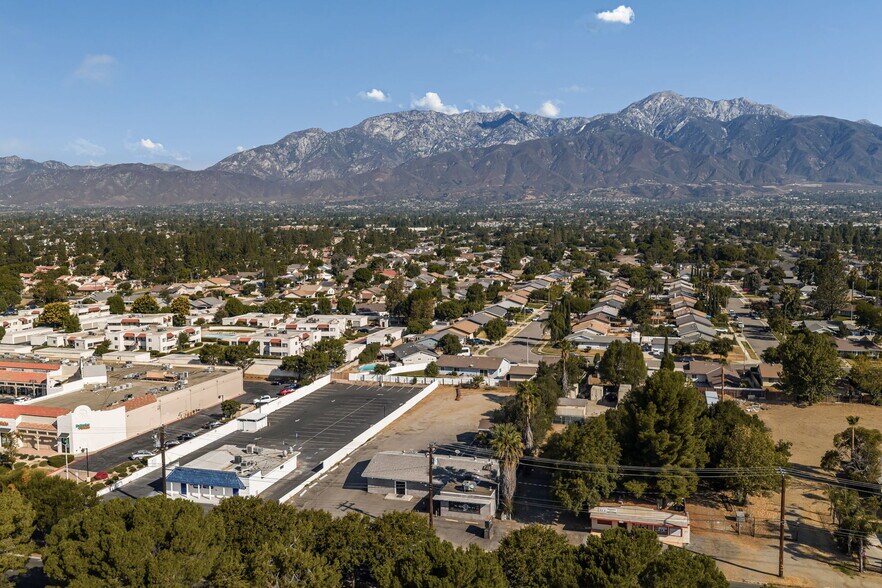 More Photos Of 10028 Foothill Blvd, Rancho Cucamonga Restaurant For Sale