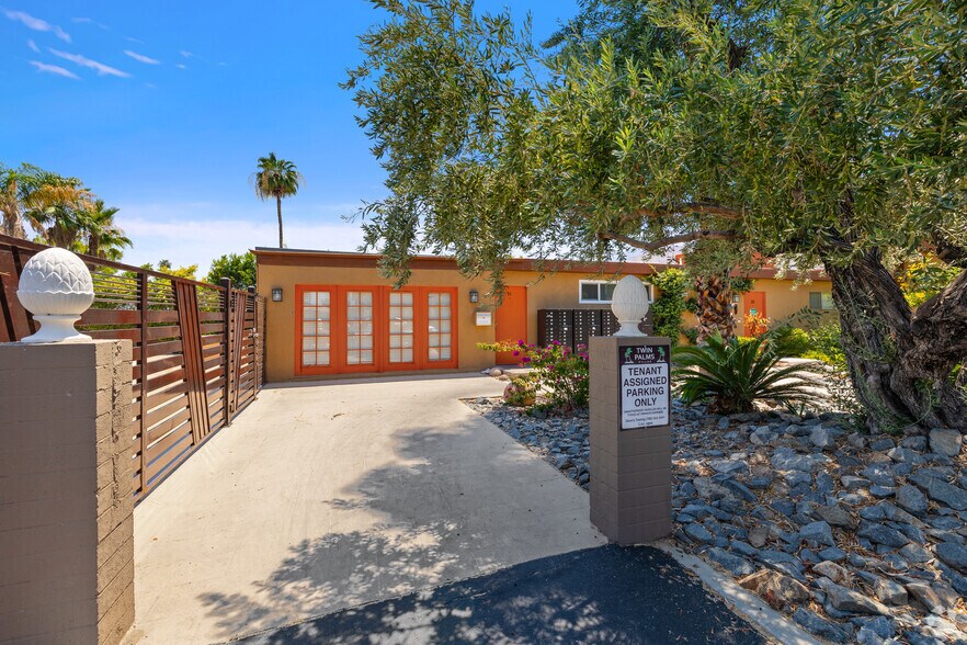 More Photos Of 495 Twin Palms Dr, Palm Springs Apartments For Sale
