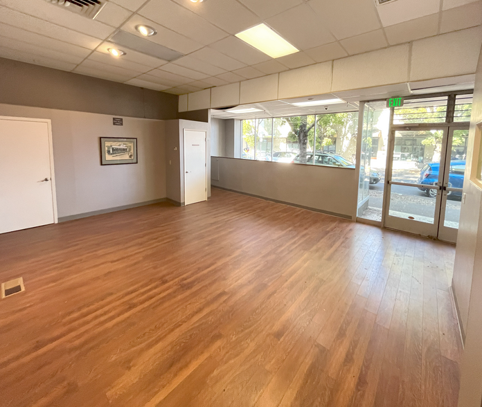 More Photos Of 8426 N Lombard St, Portland Storefront Retail Office For Sale