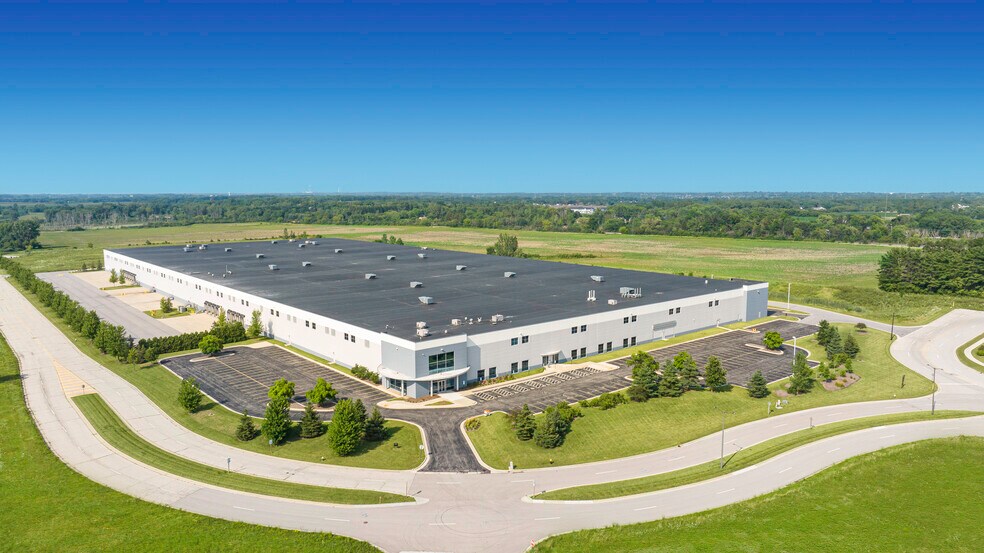 More Photos Of 901 Renaissance Blvd, Sturtevant Distribution For Sale