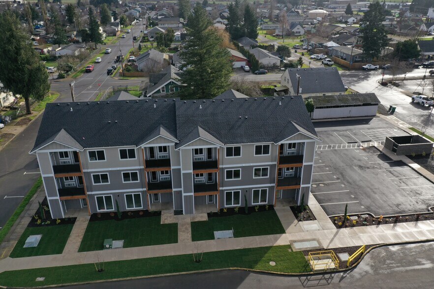 More Photos Of 600 4th St, Gervais Apartments For Lease