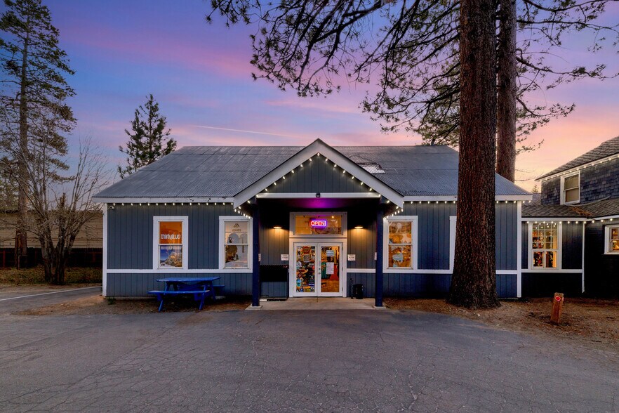 More Photos Of 3542 Lake Tahoe Blvd, South Lake Tahoe Restaurant For Sale