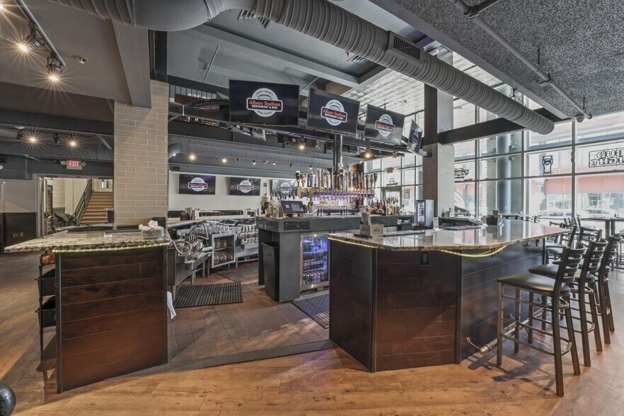 More Photos Of 51 S Pearl St, Albany Sports And Entertainment For Sale