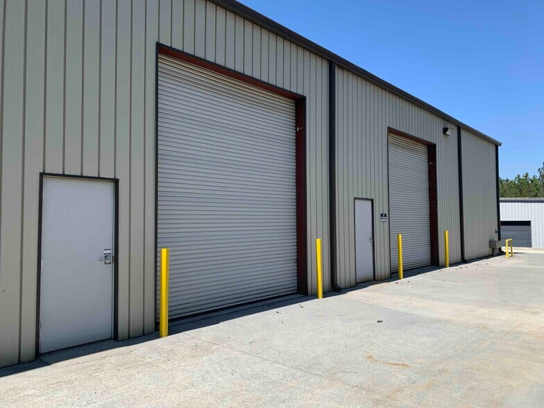 More Photos Of 3046 Matlock Dr NW, Kennesaw Warehouse For Lease
