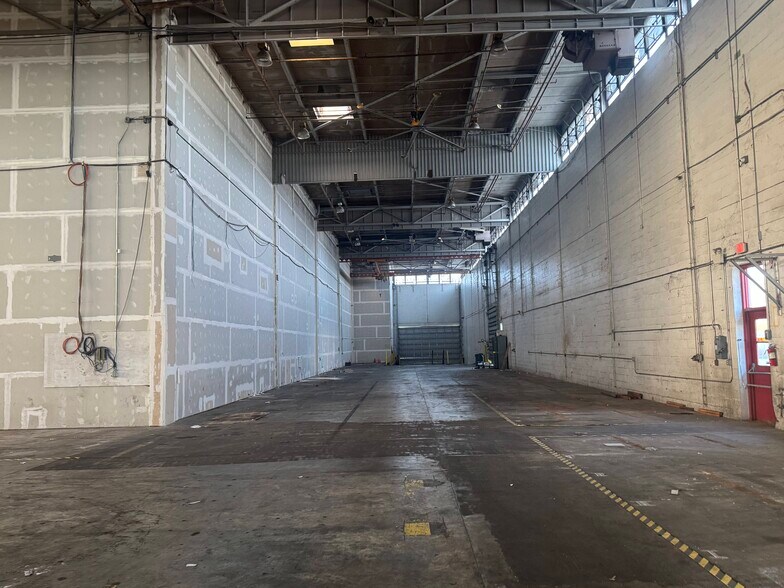 More Photos Of 801 Edwards Ave, New Orleans Distribution For Lease