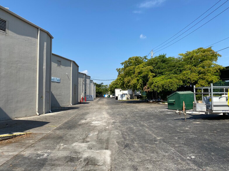 More Photos Of 2101 NW 33rd St, Pompano Beach Unknown For Lease