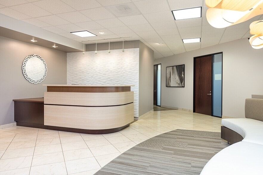 Primary Photo Of 26632 Towne Centre Dr, Foothill Ranch Coworking Space