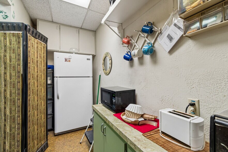 More Photos Of 1401 9th Ave N, Saint Petersburg Medical For Sale