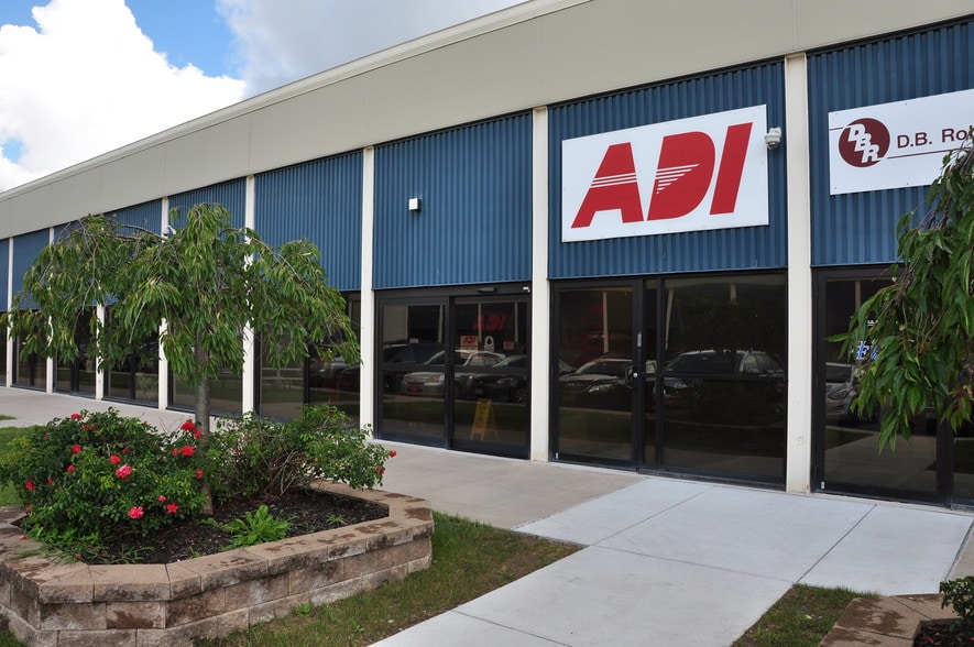 More Photos Of 3 Townline Cir, Rochester Showroom For Lease