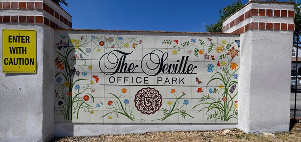 More Photos Of 8201-8255 Fredericksburg Rd, San Antonio Medical For Sale