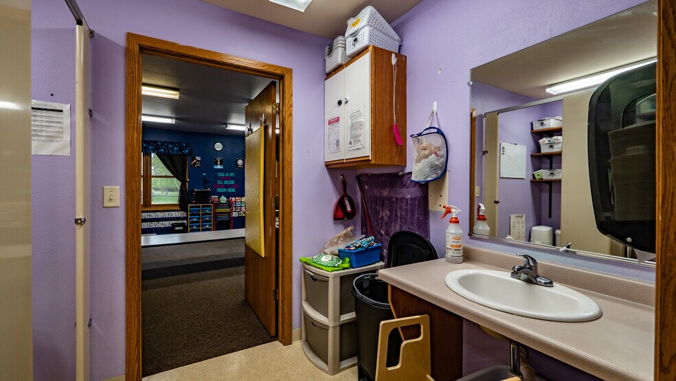 More Photos Of 303 S Western Ave, Waupaca Daycare Center For Sale