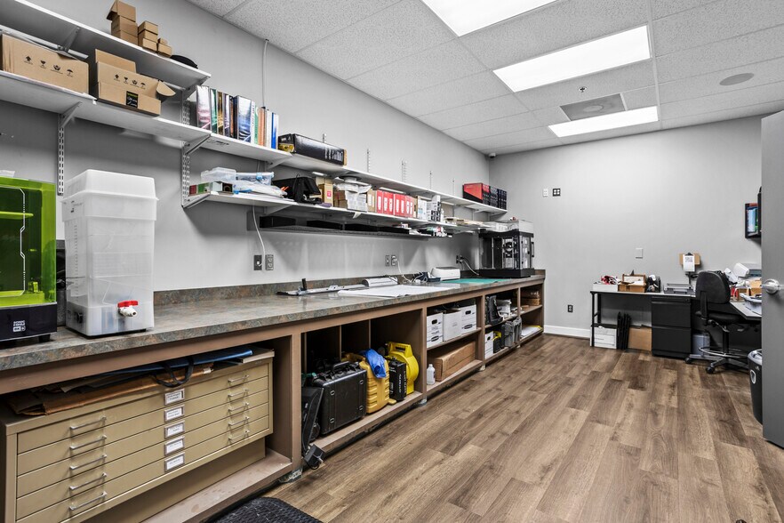 More Photos Of 206 Park Ct, Ridgeland Flex For Sale