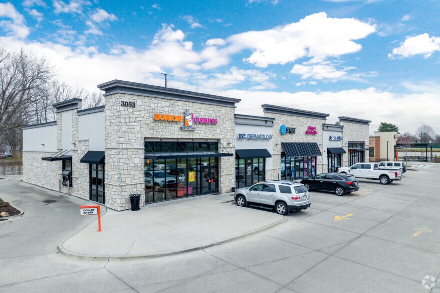 Primary Photo Of 3053 8th St W, Altoona General Retail For Lease