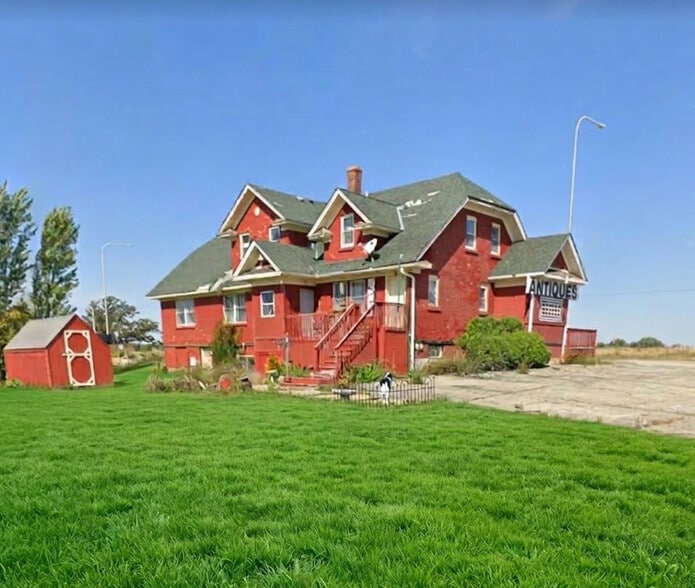 More Photos Of 43W407 US Highway 20, Pingree Grove Storefront Retail Residential For Sale