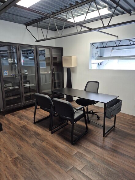 More Photos Of 493 Johnson Ave, Bohemia Warehouse For Sale