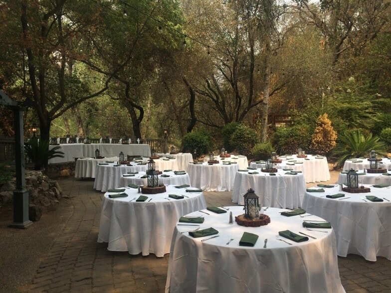 More Photos Of 42975 Sierra Dr, Three Rivers Hotel For Sale