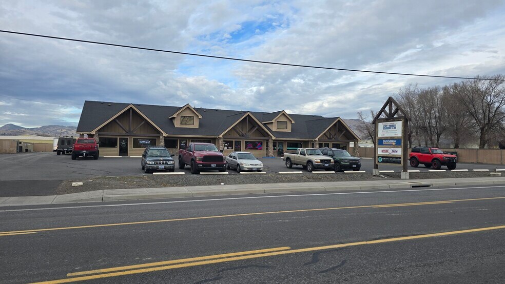 More Photos Of 2815 Laverne Ave, Klamath Falls Flex For Sale