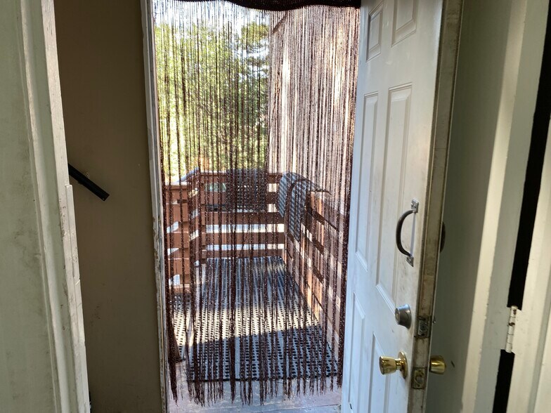 More Photos Of 31956 Hilltop Blvd, Running Springs Restaurant For Sale