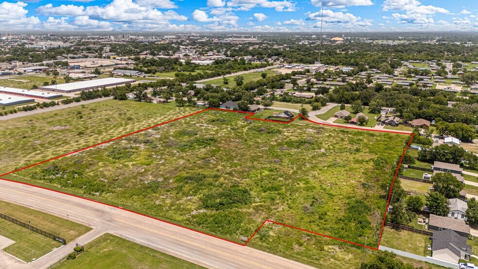 More Photos Of To Be Determined N 18th Street, Waco Land For Sale