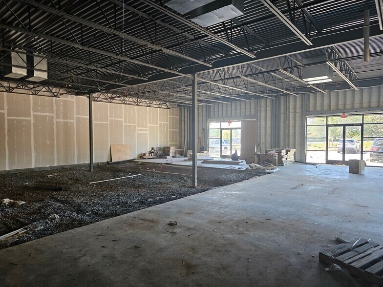 More Photos Of 2112 Old 41 Hwy, Kennesaw Medical For Lease