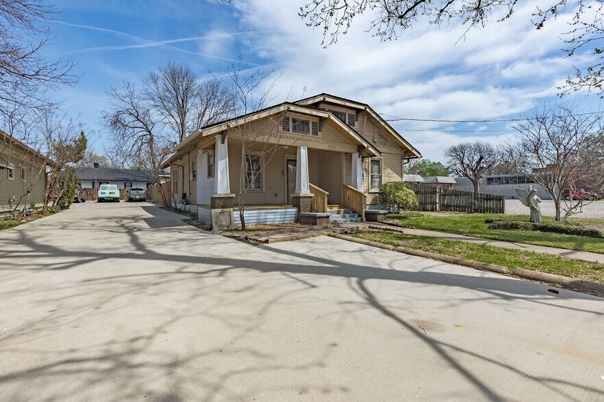 More Photos Of , Waxahachie Unknown For Sale