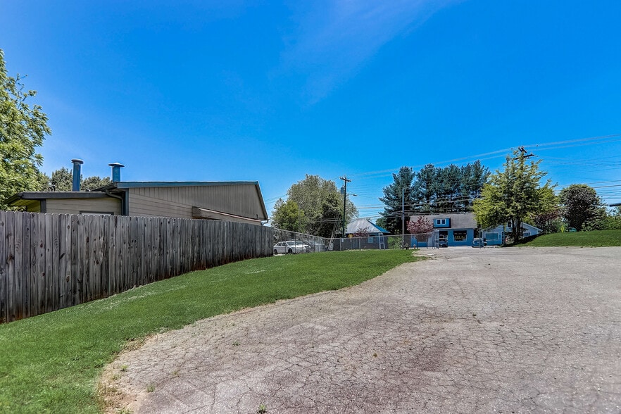More Photos Of 865 Haywood Rd, Asheville Land For Sale
