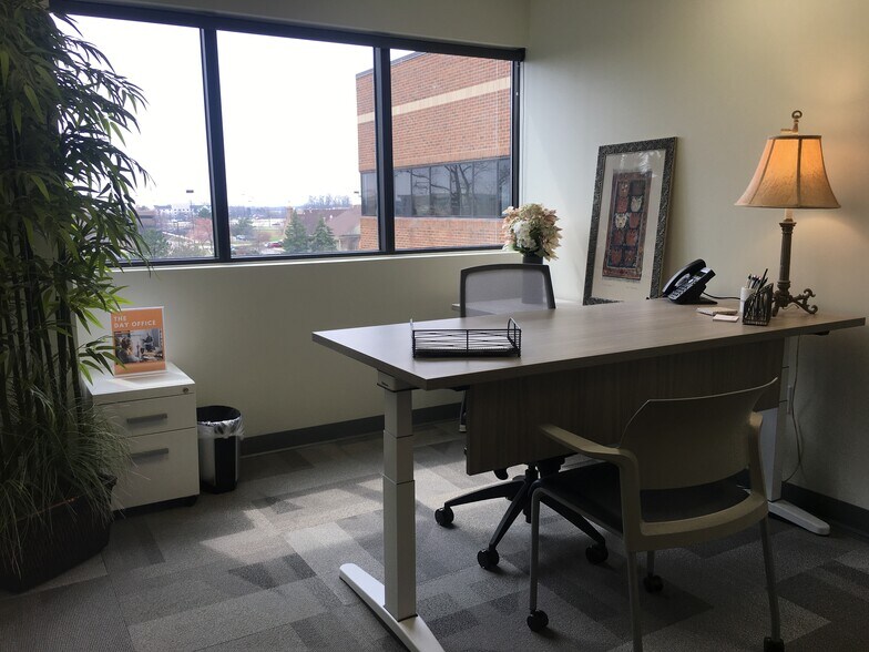 More Photos Of 455 E Eisenhower Pky, Ann Arbor Coworking Space