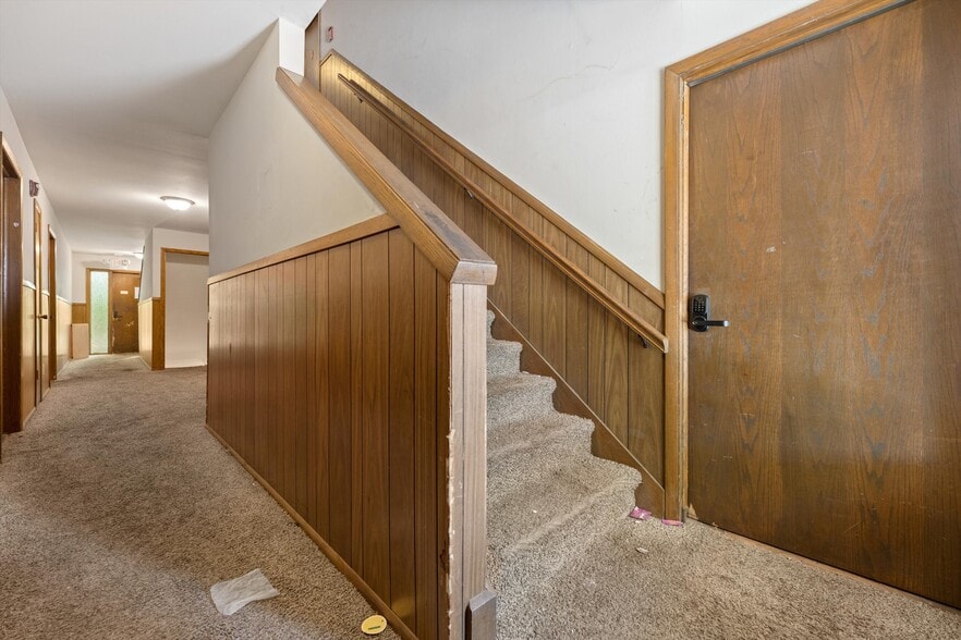 More Photos Of 10112 W Sharon Ln, Milwaukee Apartments For Sale