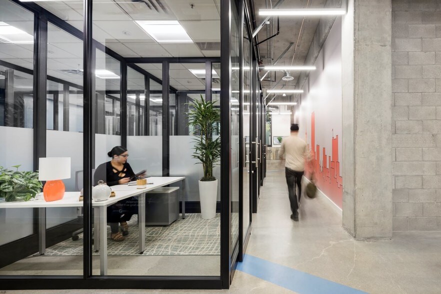 More Photos Of 1175 Peachtree St NE, Atlanta Office For Lease