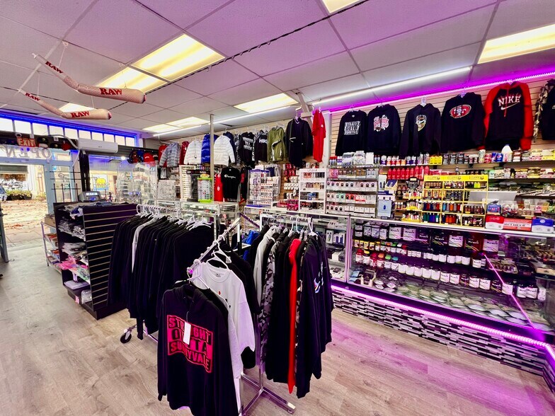 More Photos Of 118 S Murphy Ave, Sunnyvale Storefront Retail Residential For Sale