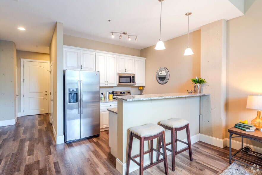 More Photos Of 12 Eagle St, Providence Apartments For Lease