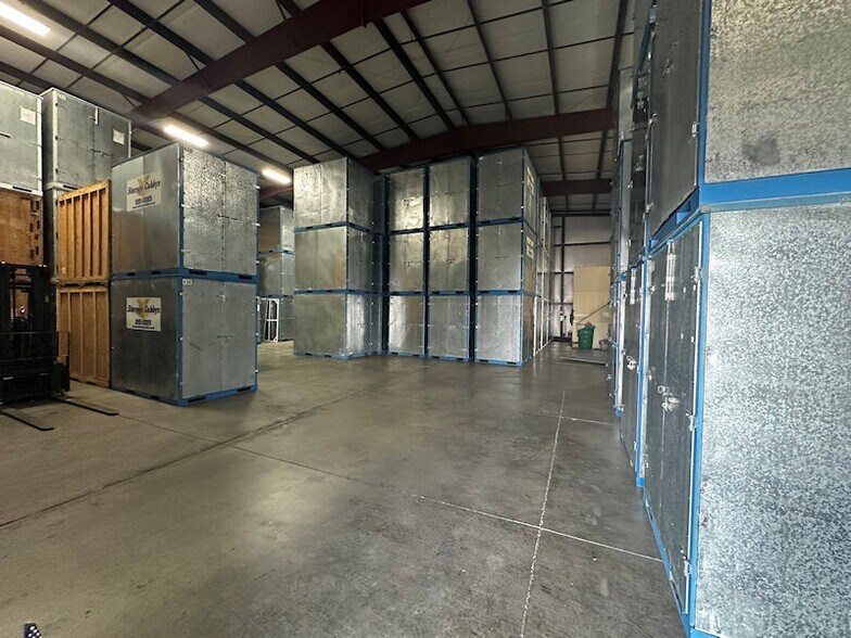 More Photos Of 363 N Linder Rd, Meridian Warehouse For Sale