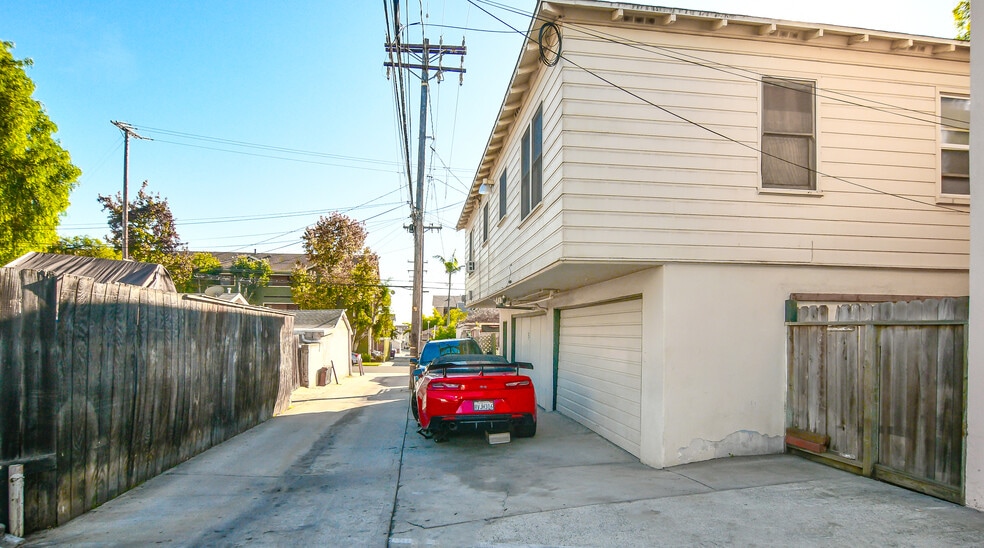More Photos Of 1710 Freeman Ave, Long Beach Multifamily For Sale