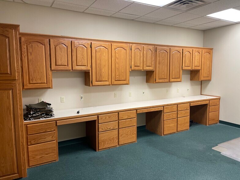 More Photos Of 4300 Grand Ave, Fort Smith Medical For Lease