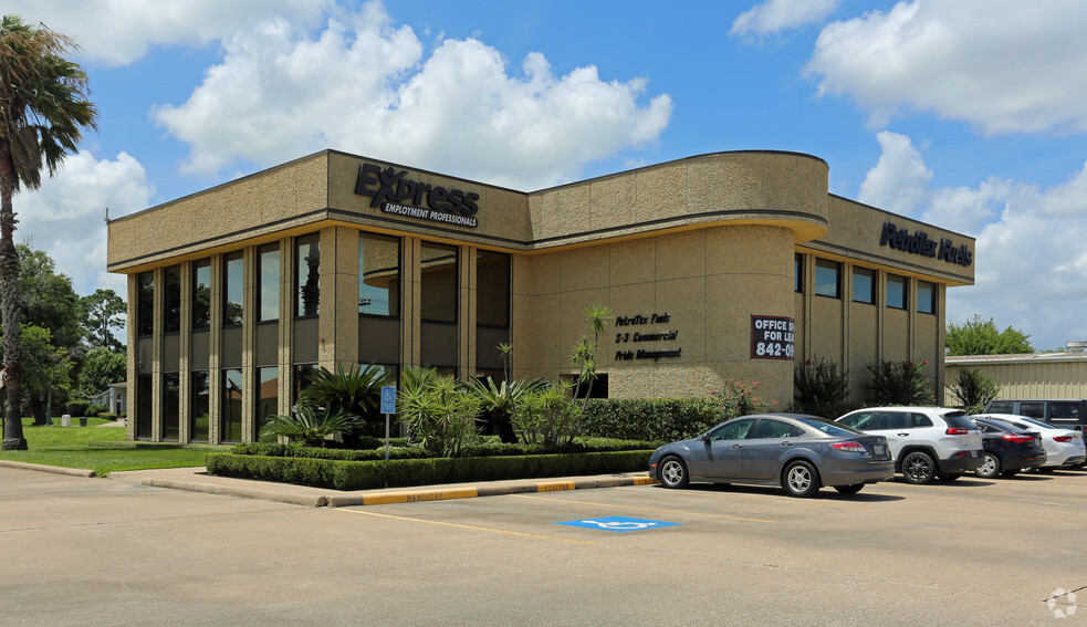 Primary Photo Of 1844 & 1846 Interstate 10 S, Beaumont Office For Sale