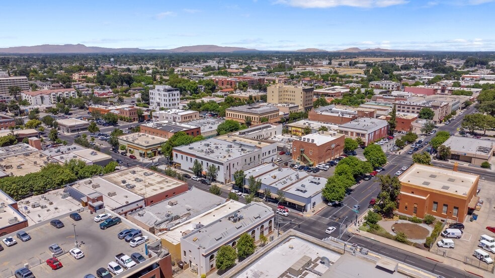 More Photos Of 119 S Locust St, Visalia Medical For Sale